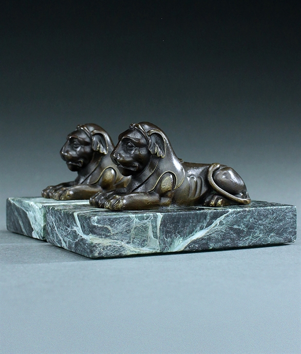 Picture of Pair of Small Grand Tour Bronze Capitoline Lions