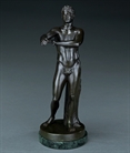 Picture of Grand Tour bronze of Apoxyomenos