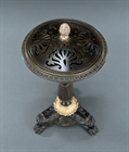 Picture of CA0290 Fine pair of English Regency potpourri stands